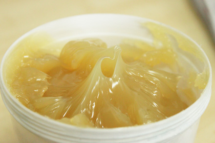 潤滑脂廠家告訴你潤滑脂開封后該如何存放！